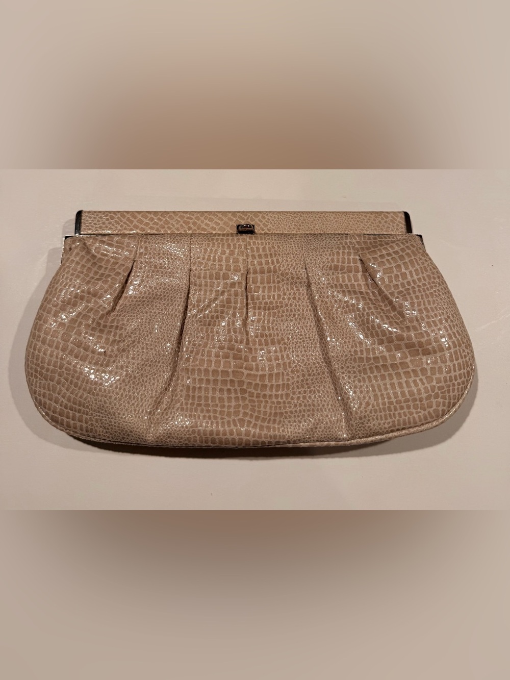 Vintage Bonita Bags NY Faux Croc Pleated Clutch – Neutral Cream